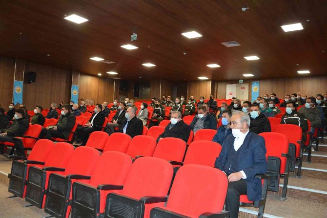 Orman Bölge Müdürü Dündar, Gediz’de Personel İle Bir Araya Geldi