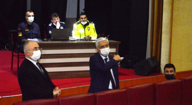 Okul Servis Şoförleri Bilgilendirildi