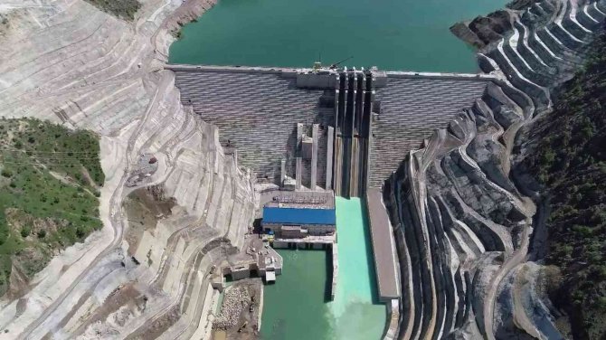 Yağışlar, Siirt’te Barajların Doluluk Oranını Yüzde 50’lere Çıkarttı