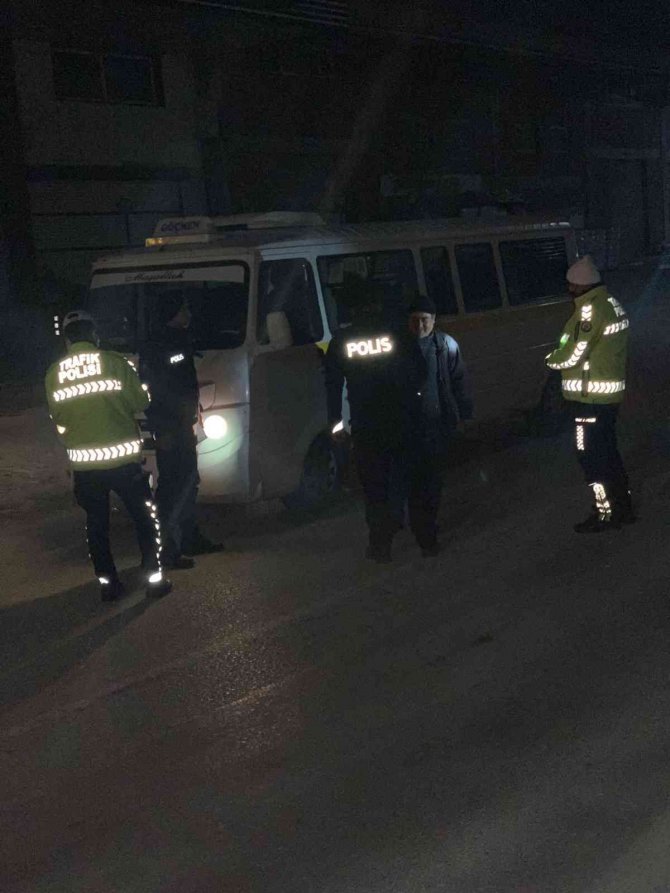 Manisa’da Aranan 9 Şahıs Yakalandı