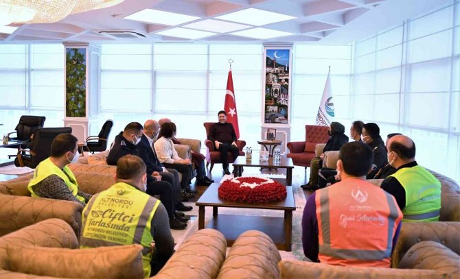 Altınordu’da İşçilere Yüzde 70 Zam