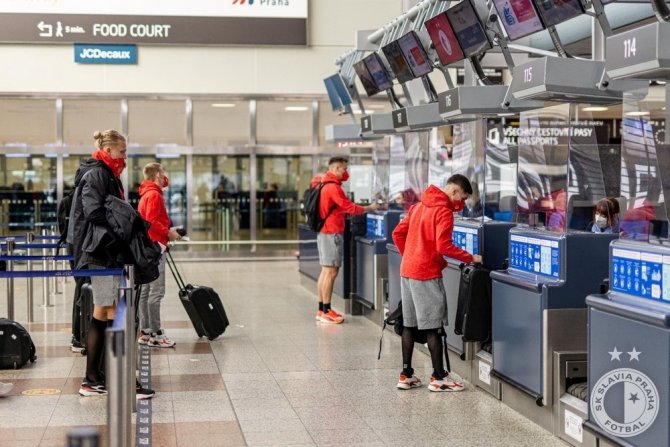 Slavia Prag Teknik Direktörü Trpisovsky, İ̇stanbul’a Getirilmedi