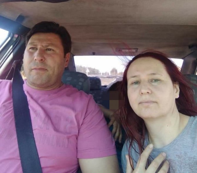 3 Çocuğunun Annesini Öldürüp Kendisini Ağır Yaraladı