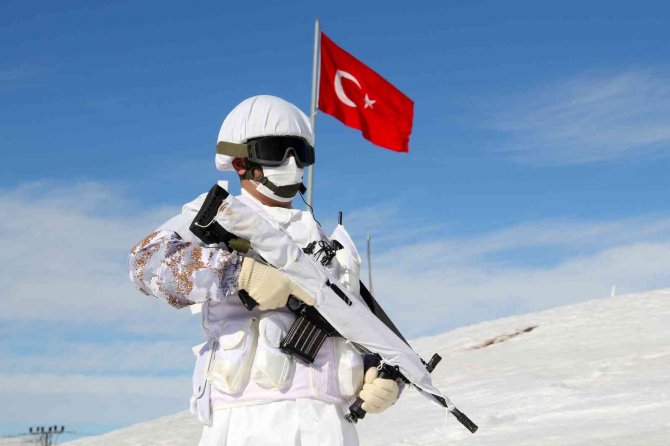 Eksi 20 Derecede Hudut Savunması