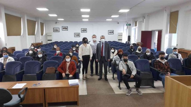 İ̇şbaşı Eğitim Programı Sözleşmesi İmzaladılar