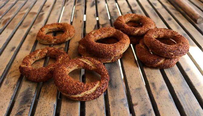 Siyez Unundan Simit Yaptı, Taleplere Yetişemiyor