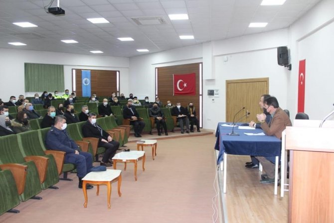 Dinar’da ‘Güvenli Okul Güvenli Gelecek’ Toplantısı Yapıldı