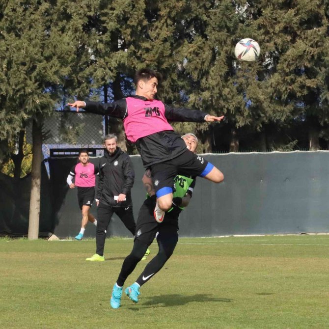 Altay, Beşiktaş’a Hazırlanıyor