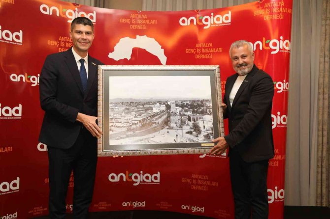 Antgi̇ad Başkanı Sert: “Antalya Yeni Bir Ekonomik Yol Haritası Çizmeli”