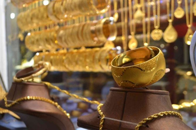 Batman’da Kuyumcular Altındaki Hareketliliği Değerlendirdi