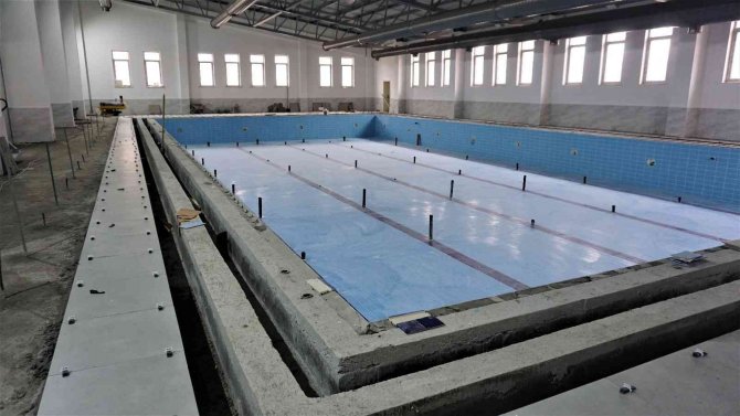Beypazarı’nda Yapılan Yarı Olimpik Yüzme Havuzunda Sona Gelindi