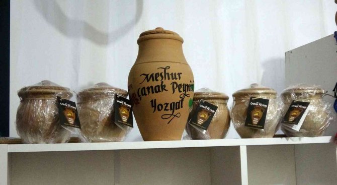 Yozgatlı Kadınlar Çam Kolonyası Üretti