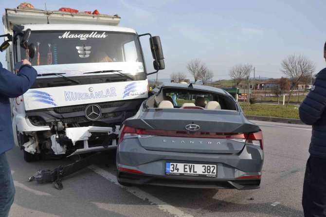 Biga’da Trafik Kazası: 1 Ölü, 2 Yaralı
