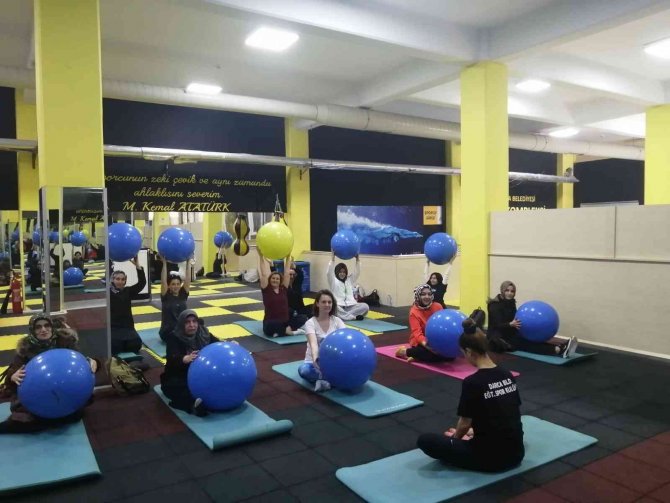 Darıca’da Kadınlar İçin Pilates Dersleri Veriliyor