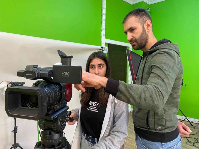 Dünyanın Yeni Nesil Gözü Ve Kulağı Bu Okulda Yetişiyor