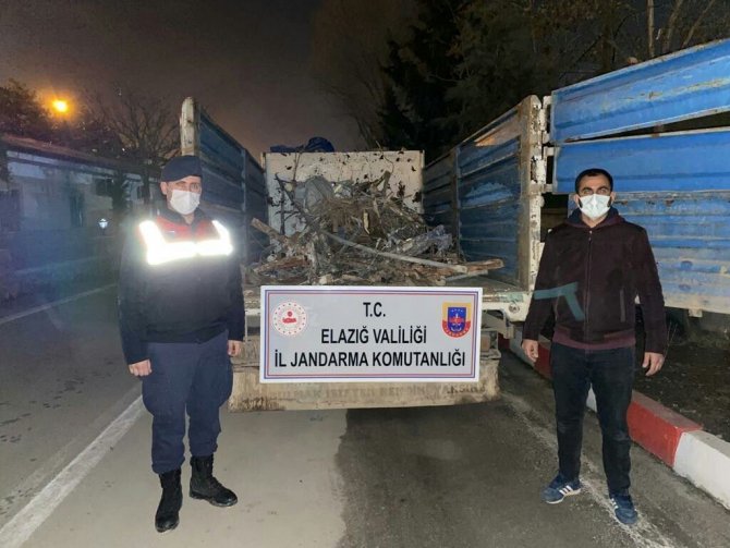 Elazığ’da 600 Kilo Demir Çalan 5 Şüpheli Yakalandı