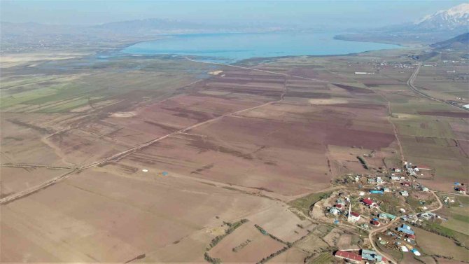 Risk Alarak Baraj Sahasını Eken Çiftçileri ’Yağış’ Endişesi Sardı