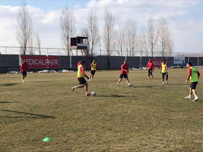 Elazığspor’da 1954 Kelkit Belediyespor Hazırlıkları Sürüyor