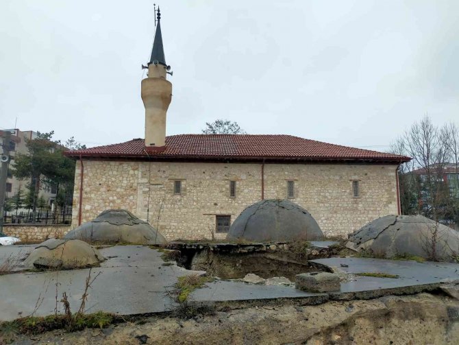 550 Yıllık Tarihi Hamam Restore Edilecek