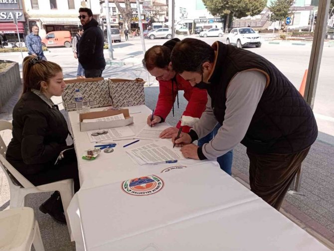 “Körfezime Dokunma” Diyenler İmzalıyor
