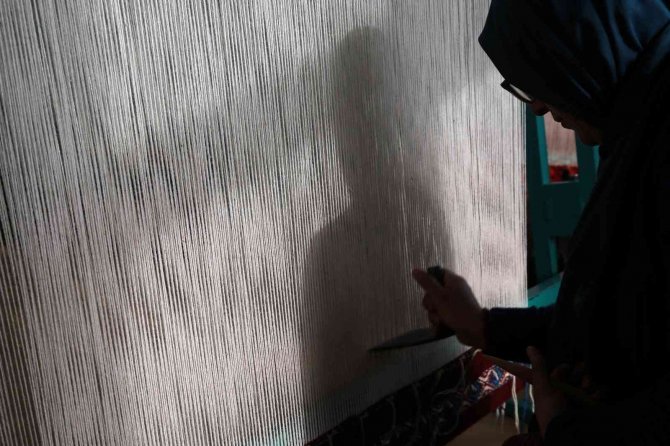 Kelkit Zilli Kiliminde 100 Yıllık Yeni Desen Bulundu