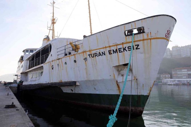 Otantik Gemi Otel, İ̇stanbul’a Uğurlandı