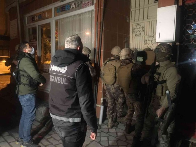 İ̇stanbul’da Uyuşturucu Tacirlerine Yönelik Eş Zamanlı Operasyon