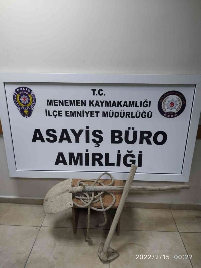 İ̇zmir’de Akıl Almaz Define Planı: Tarihi Caminin Yanında Ev Tuttu, Camiye Doğru Tünel Kazdı