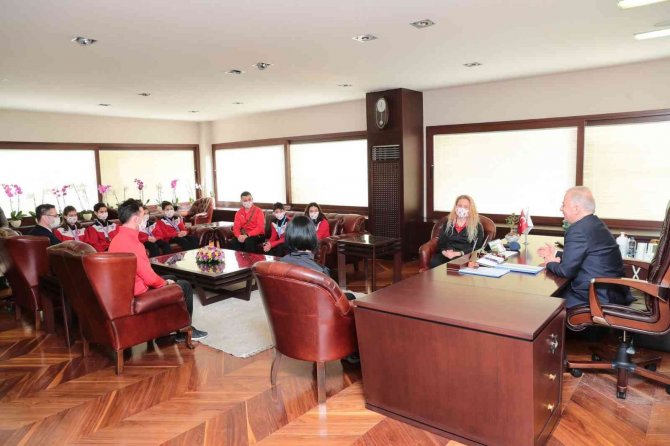 Başkan Zolan’dan Gençlere Altın Değerinde Tavsiyeler