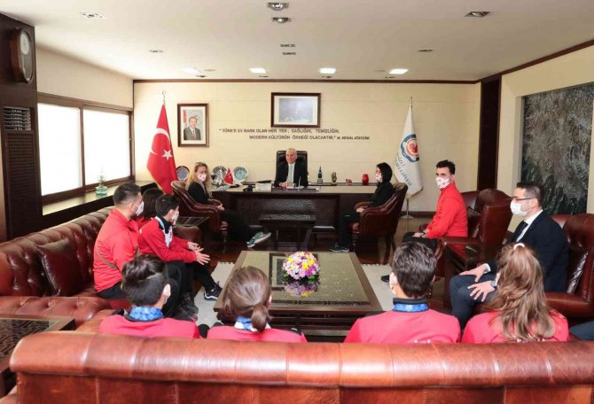 Başkan Zolan’dan Gençlere Altın Değerinde Tavsiyeler