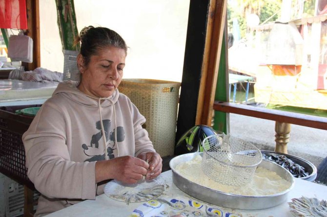 Balık-ekmek Teknesi Adeta Savaş Alanına Döndü