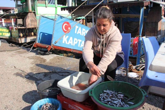 Balık-ekmek Teknesi Adeta Savaş Alanına Döndü
