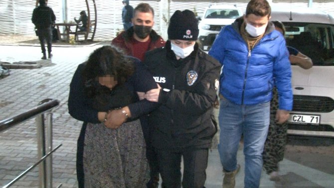 Çeşitli Suçlardan 8 İlde Aranan Şüpheli Kızının Evinde Yakalandı