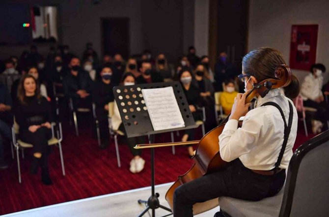 Konyaaltı’nda Sanat Esintileri