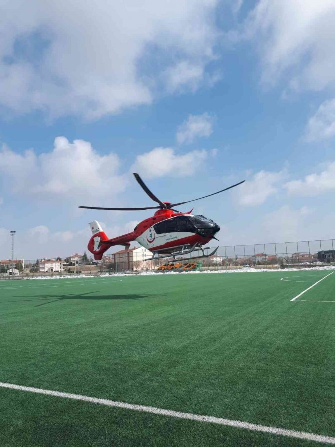 Konya’da Kalp Krizi Geçiren Hastaya Hava Ambulansı