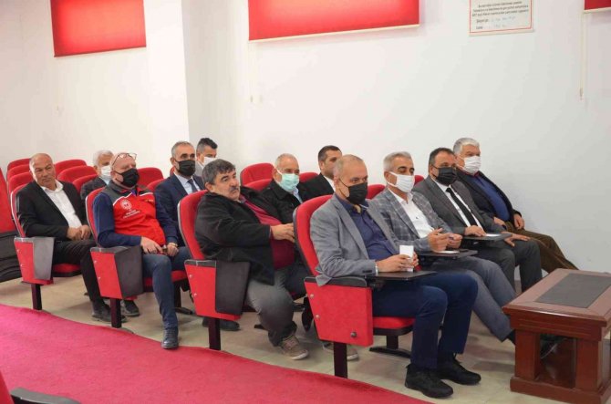 Köyceğiz’de Narenciye Üreticilerinin Sorunları Görüşüldü