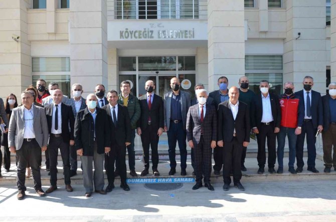 Köyceğiz’de Narenciye Üreticilerinin Sorunları Görüşüldü