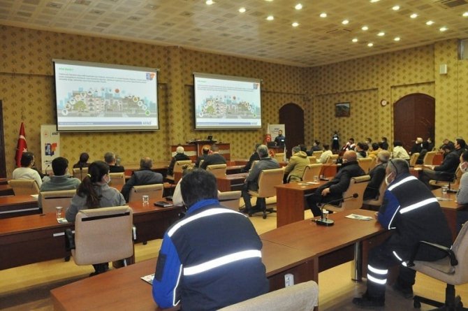 Kütahya İ̇l Özel İ̇daresi Personeline Afet Farkındalık Eğitimi