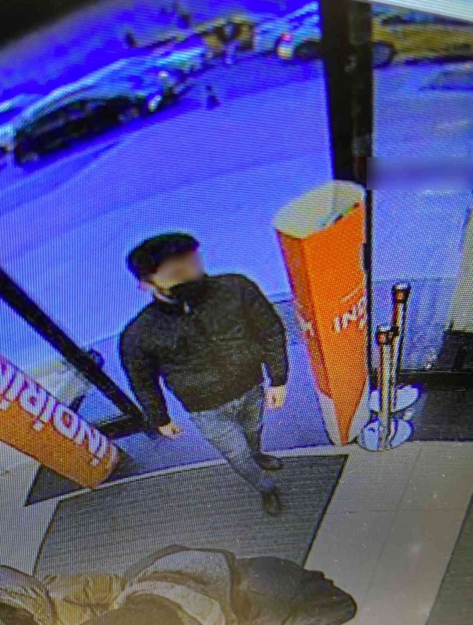 Şişli Polisi Mağazada Genç Kadına Teşhircilik Yapan Şahsı Kıskıvrak Yakaladı