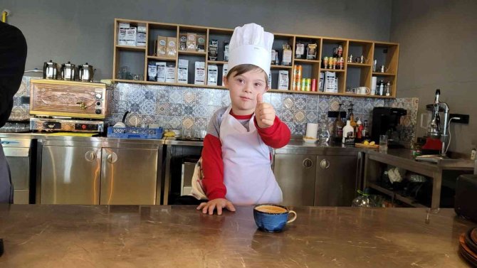 Minik Aşçılar İşbaşında
