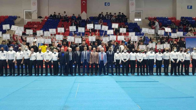 Genç Erkekler Türkiye Boks Şampiyonası Karabük’te Başladı