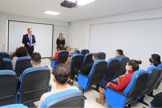 Pamukkale’de Kurslar Yoğun Katılımla Devam Ediyor