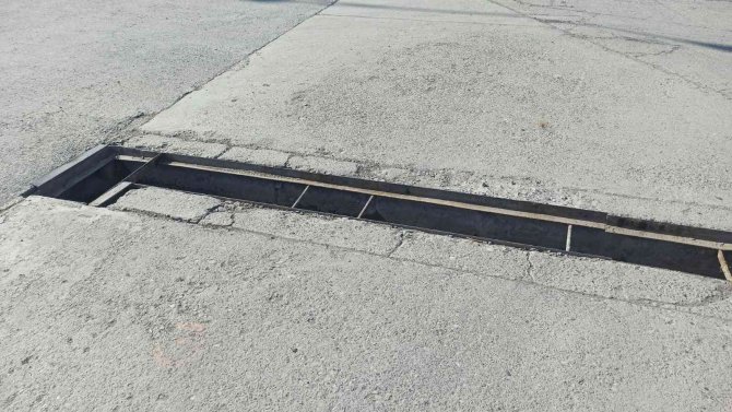 Hırsızlık Anı Kamerada