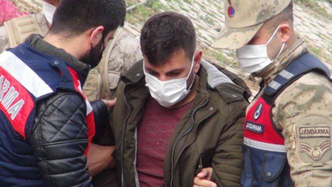 Hakkında 14 Yıl Kesinleşmiş Hapis Cezası Bulunan Şahıs Jandarmadan Kaçamadı