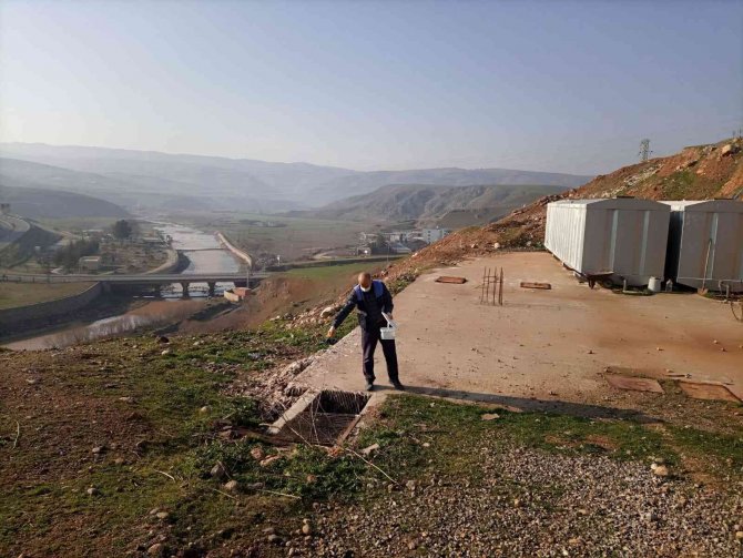 Siirt Belediyesi İlaçlama Çalışmalarına Başladı
