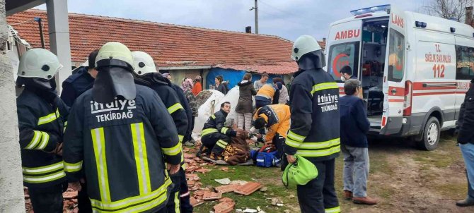 Tekirdağ’da Evde Tüp Patladı: 2 Yaralı