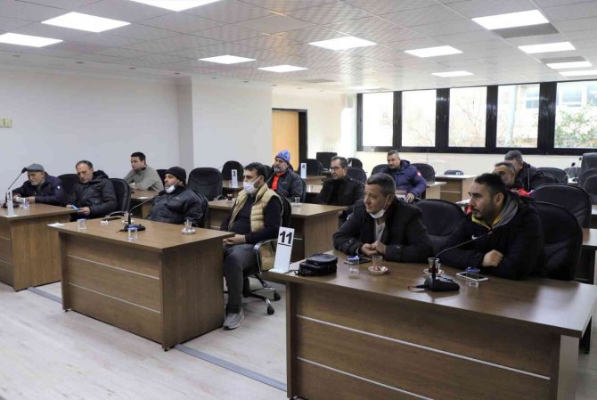 Turgutlu Belediyesinden Amatör Futbol Kulüplerine 255 Bin Tl’lik Destek