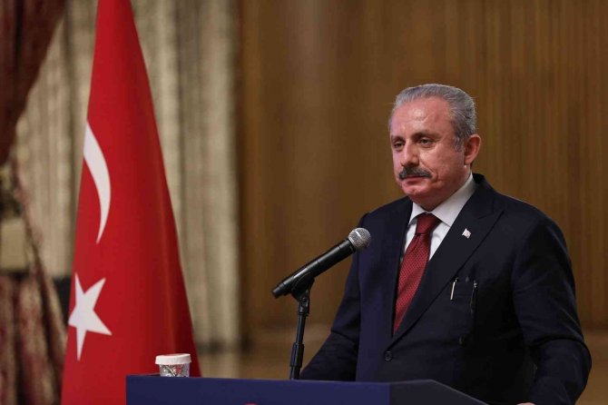 Tbmm Başkanı Şentop, Rumeli Ve Balkan Dernek Başkanları Ve Kanaat Önderlerini Kabul Etti