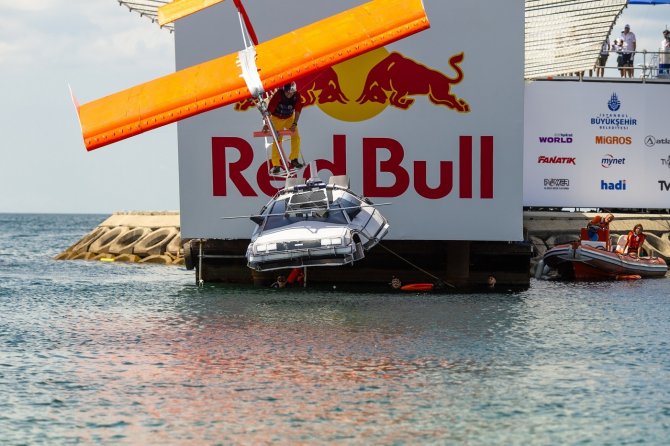Red Bull Uçuş Günü Üç Yıl Aradan Sonra Yeniden İ̇stanbul’da