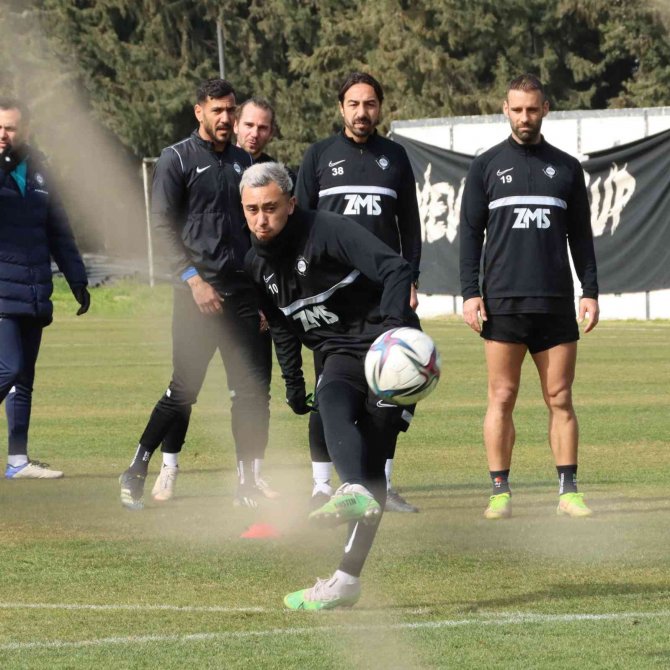 Altay’ın Beşiktaş Mesaisi Sürüyor
